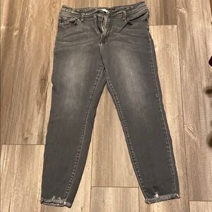 KanCan Gray Ankle Cropped Jeans with Distressed Hem